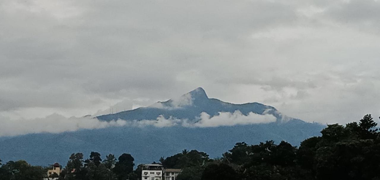 The Tenthola Kandy Esterno foto